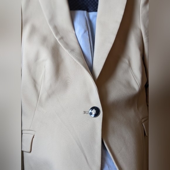 Zara XS Tan Blazer - Picture 5 of 9